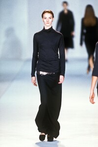 57848865_LouisVuitton1998WomenRTW34.thumb.jpg.112dcfcad5c637eac7086f4a2b526652.jpg