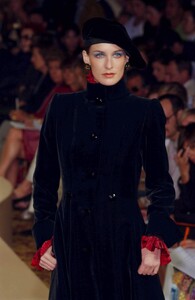 zikova f01ysl-HC-11d.jpg