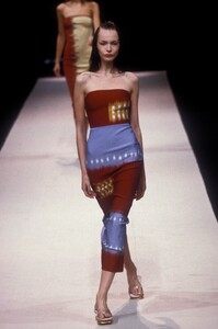 648600651_carolynpark-chapmanhl9962.thumb.jpg.48dab9c5ec68635effdfa06a2ea627fb.jpg