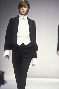 733575821_carolineforslinggu9433.thumb.jpg.39cb38737c25c41a8cdd37d7e5fff681.jpg
