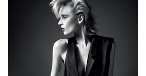 Milou Van Groesen Costume-National-SS-2013 (8).jpg