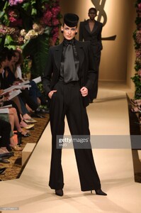 zikova f01ysl-HC-31-g.jpg