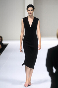 908772162_MaxMara1998WomenRTW57.thumb.jpg.b9751a2f718c96600c6b54994ae5cecc.jpg