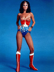 Lynda Carter ww5.GIF