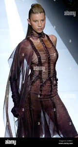 998571355_fabrinef02chakraHC-alamy.thumb.jpg.c044f54f2db9c135ca2f85cb0b9f4496.jpg
