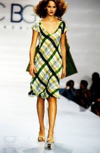 BCBG-SS-97-3.thumb.jpg.1040ce640ac66ae0d8ae456f98cec490.jpg