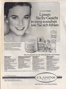 ClarinsGesichtspflegeAdpetraDe0383.thumb.jpg.455eac90feb71cd6649dee6723d8964d.jpg