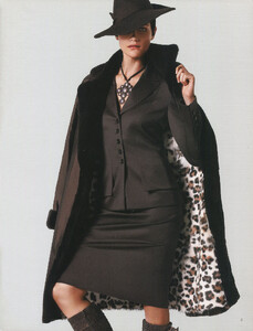 Escada-cat-2003-fw-MR-4.jpg