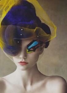 Feast_Demarchelier_US_Vogue_February_2010_02.thumb.jpg.502fb77e03983a4c361f6452aff85731.jpg