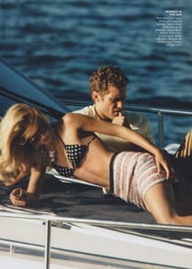 Jansson_US_Vogue_June_2010_05.thumb.jpg.5dcf2e9fa8d7efffb19c30dd162685e6.jpg