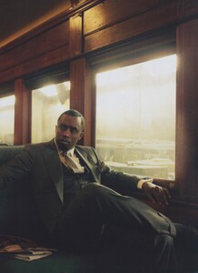 Leibovitz_US_Vogue_February_2010_04.thumb.jpg.4eeed437a4fd968e3793ebd8300afbac.jpg