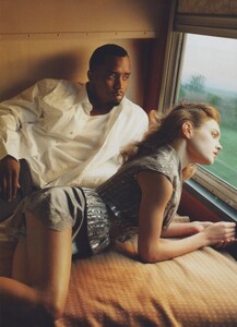 Leibovitz_US_Vogue_February_2010_10.thumb.jpg.66e12fee20e90eee6e1c70ceb2761ead.jpg
