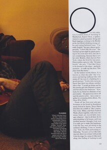 Leibovitz_US_Vogue_June_2010_04.thumb.jpg.9e8b4091eaa4040f942ae9d68d0847f9.jpg
