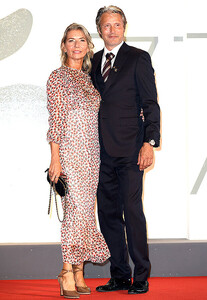 Mads-Mikkelsen-wife-Hanne-Jacobsen-shutter-embed-2.jpg