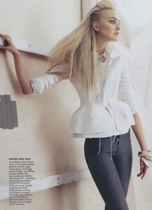 McDean_US_Vogue_January_2012_06.thumb.jpg.715d833e9176571d40e744772ecb9cb4.jpg