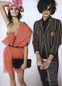 Meisel_US_Vogue_January_2010_13.thumb.jpg.20c8399a4bae5a18022b808ea455806e.jpg