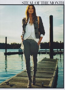 Roy_US_Vogue_February_2010_02.thumb.jpg.9ac2efb84f3ad882d77975a0d9841bd6.jpg