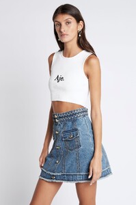 S20-22CR1565_BardotKnitLogoCroppedTank_White_Black-211033-Aje-0928.jpeg