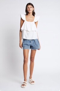 S51-22CR1348_RomanceRuffleShoulderCami_Ivory-211033-Aje-1258_fullshot.jpeg