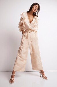 S59-22CR3111_BellagioWideLegPant_CoconutCream-211033-Aje-19188_detailshot.jpeg