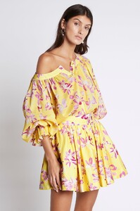 S61-22CR4080_WildflowerMiniSkirt_SunshineFuchsiaFloral-211033-Aje-19223.jpeg