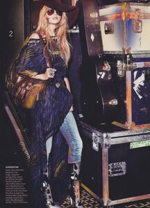 TS_Testino_US_Vogue_February_2012_09.thumb.jpg.323f916ab62cc9c17407b7c1c698ffc8.jpg