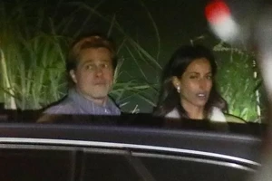 brad-pitt-Ines-de-Ramon-121922-687015dd6a3444618ab33e72890596d8.thumb.webp.d762216ab327549b8ac5b2cecf51edbf.webp