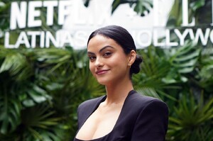 camila-mendes-netflix-elle-celebrate-latinas-in-hollywood-event-10-16-2022-1.jpg