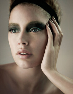 doutzen-kroes2.thumb.jpg.a5dccae76a44b9343863bb2c1fa8b6cc.jpg