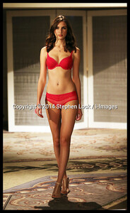 iimages-sl-next-lingerie-039.thumb.jpg.709e4fd973d8cc158971a311ffeb8149.jpg