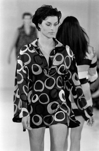 isaac-mizrahi-resort-94-12.thumb.jpg.dbd81a7cc4874b429800c6c6d0b7c3f4.jpg