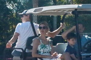 ivanka-trump-leaving-mar-a-lago-in-miami-beach-11-14-2022-1.thumb.jpg.54f5cd55339b8e124ab21a6b9a60cafe.jpg