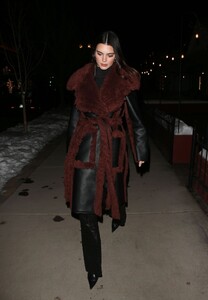 kendall-jenner-at-matsuhisa-in-aspen-12-12-2022-5.jpg