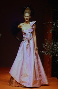 lacroix-hc-ss-96.thumb.jpg.d34d182d94882dd64894cc7669dcdf4a.jpg