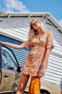 magnolia_playdress-mandarin_arnhem.webp