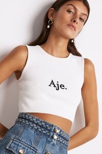 new-S20-22CR1565_Bardot-Knit-Logo-Cropped-Tank_White-_-Black-211033-Aje-0924_detailshot.jpeg