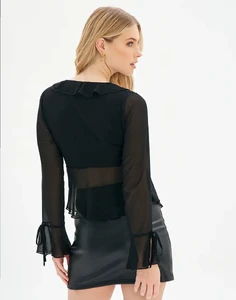 r-riley-ruffle-blouse-black-back-bl64192rchi.webp