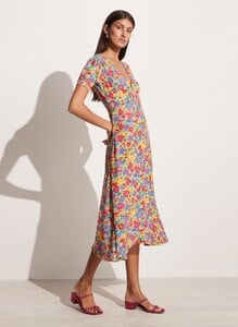 raphaela-midi-dress-la-fortuna-floral-midi-dress-islas-35974507299000.jpeg