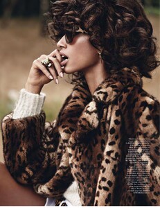 vogue-paris-11-2013_anais-mali_(8).thumb.jpg.d57958145364c83fbf0149debc189e73.jpg