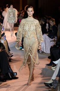 00007-zuhair-murad-spring-2023-c.jpg