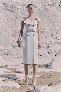 00010-Alexander-McQueen_Resort-2021.jpg