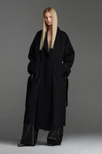 00025-ermanno-scervino-pre-fall-2023-credit-brand.thumb.webp.822e214a593eb0a424d2256a6ae4de32.webp