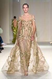 00029-elie-saab-spring-2023-cout.jpg