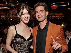 0110_80thGoldenGlobeAwards__56_.jpg