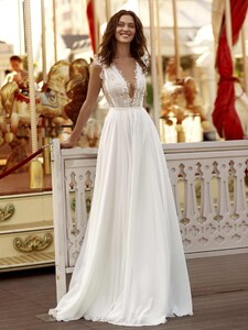 11938-3-wedding-dress-Papilio.jpg
