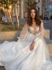 11939-4-wedding-dress-Papilio.jpg