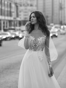 11939-7-wedding-dress-Papilio.jpg