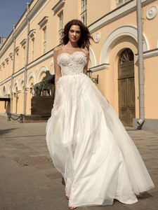 11942-2-wedding-dress-Papilio.jpg