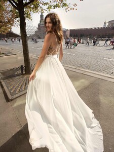 11946-wedding-dress-Papilio.jpg