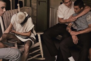 1347518925_voguegermany03.thumb.jpg.b524a510fabe32086ac69531b5771d19.jpg